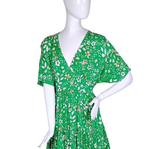 Zara Tiered Floral Green Dress Size Medium V Neck Short Sleeve Pullover - Picture 3 of 11